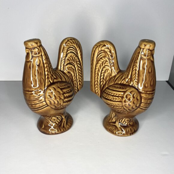 Large Vintage Rooster Chicken Ceramic Salt & Pepper Shakers - Picture 7 of 7